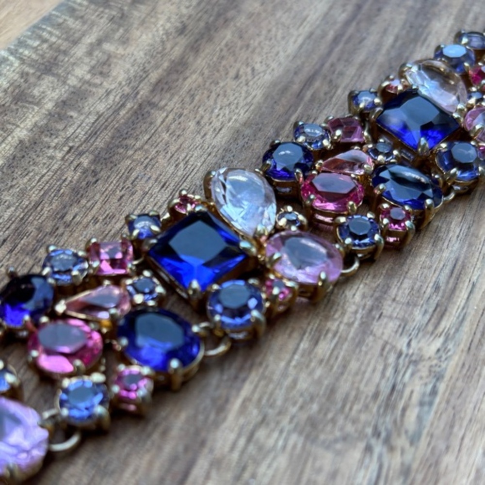 Modern lovely rhinestone bracelet